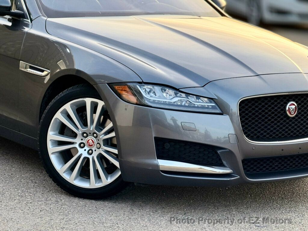 2018 Jaguar XF DIESEL! 67500 KM! ONE OWNER! CERTIFIED! - 22856136 - 4
