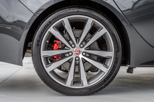 2018 Jaguar XF JAGUAR XF S AWD - NAV - PANO ROOF - BACKUP CAM - GORGEOUS - 22952626 - 13