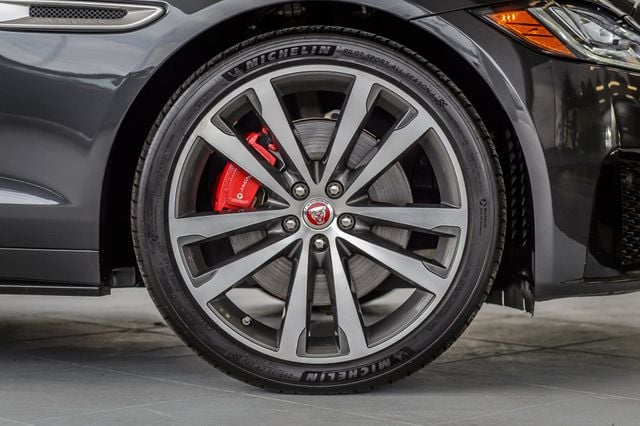 2018 Jaguar XF JAGUAR XF S AWD - NAV - PANO ROOF - BACKUP CAM - GORGEOUS - 22952626 - 14