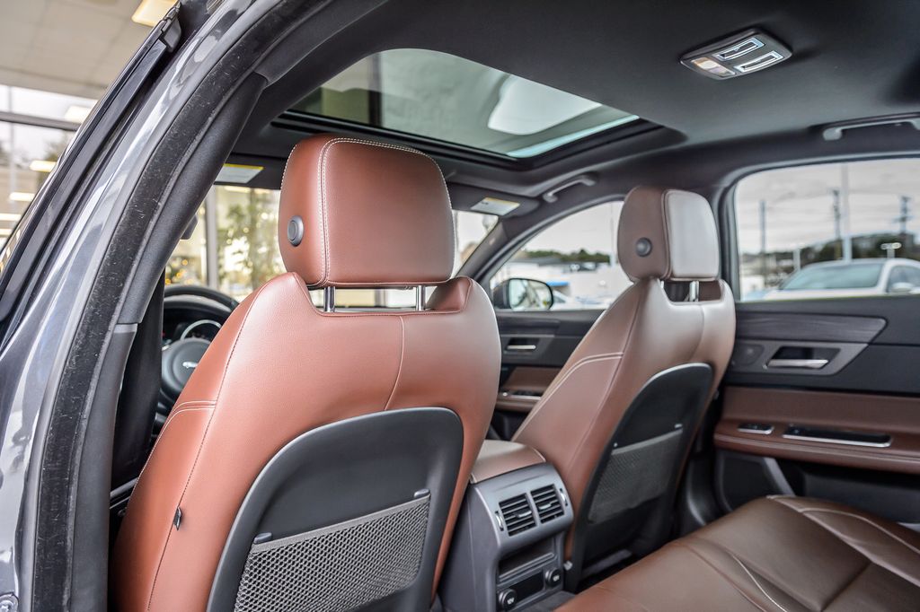 2018 Jaguar XF JAGUAR XF S AWD - NAV - PANO ROOF - BACKUP CAM - GORGEOUS - 22952626 - 39