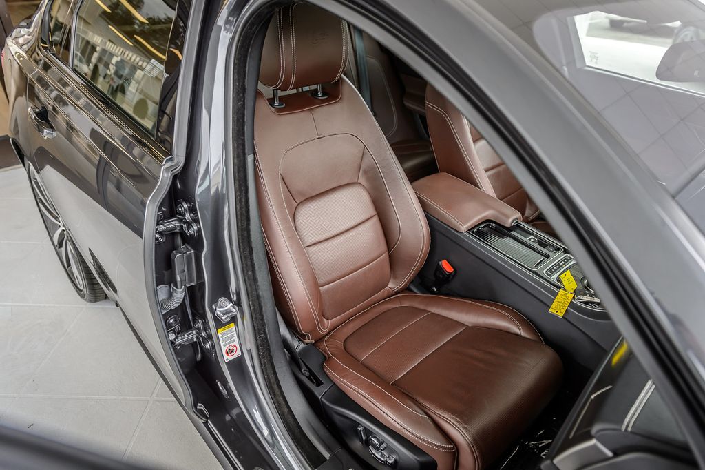 2018 Jaguar XF JAGUAR XF S AWD - NAV - PANO ROOF - BACKUP CAM - GORGEOUS - 22952626 - 42