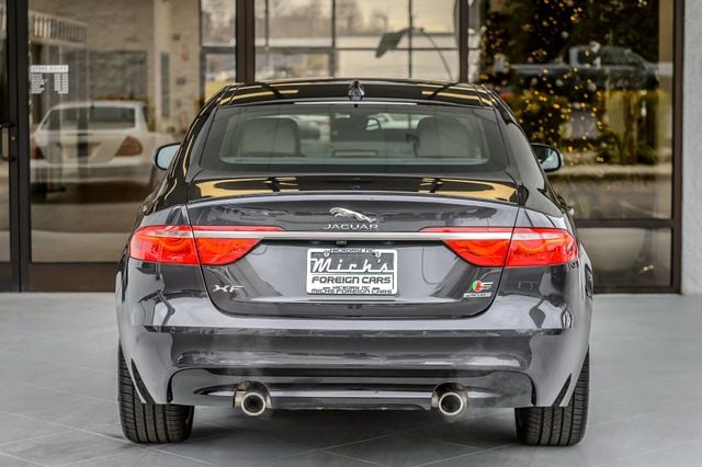 2018 Jaguar XF JAGUAR XF S AWD - NAV - PANO ROOF - BACKUP CAM - GORGEOUS - 22952626 - 7
