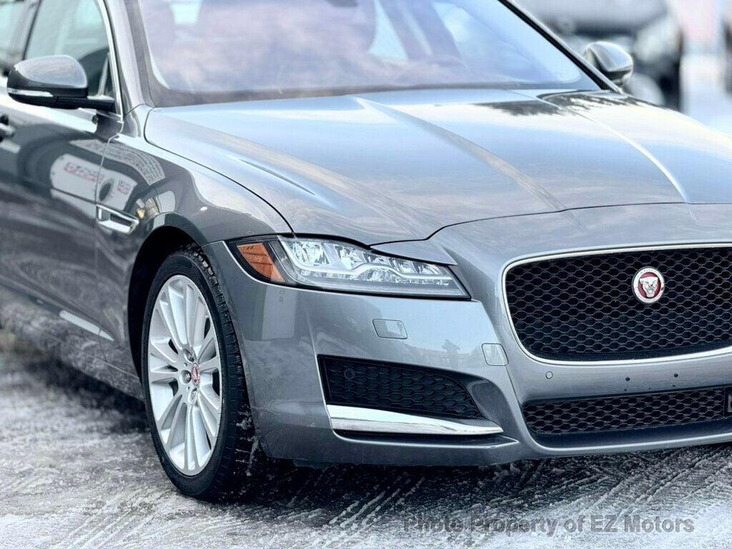 2018 Jaguar XF ONLY 63307 KMS! ONE OWNER! CERTIFIED! - 22703343 - 9