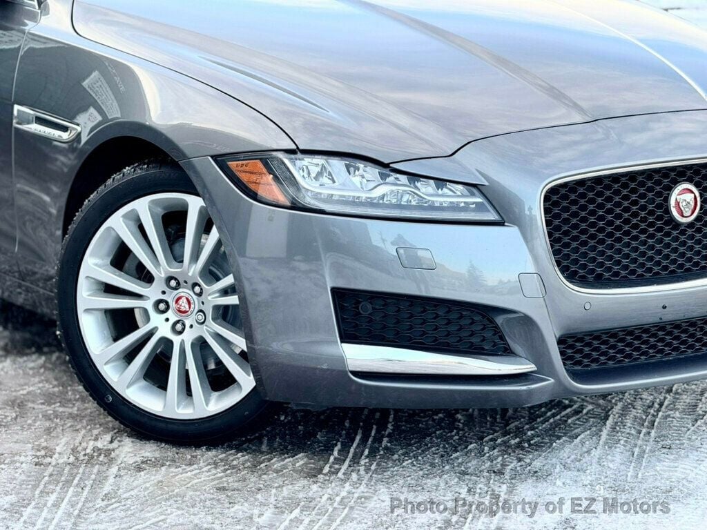 2018 Jaguar XF ONLY 63307 KMS! ONE OWNER! CERTIFIED! - 22703343 - 5