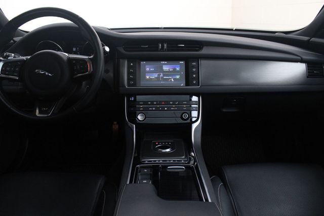 2018 Jaguar XF Sportbrake S AWD - 22504862 - 6