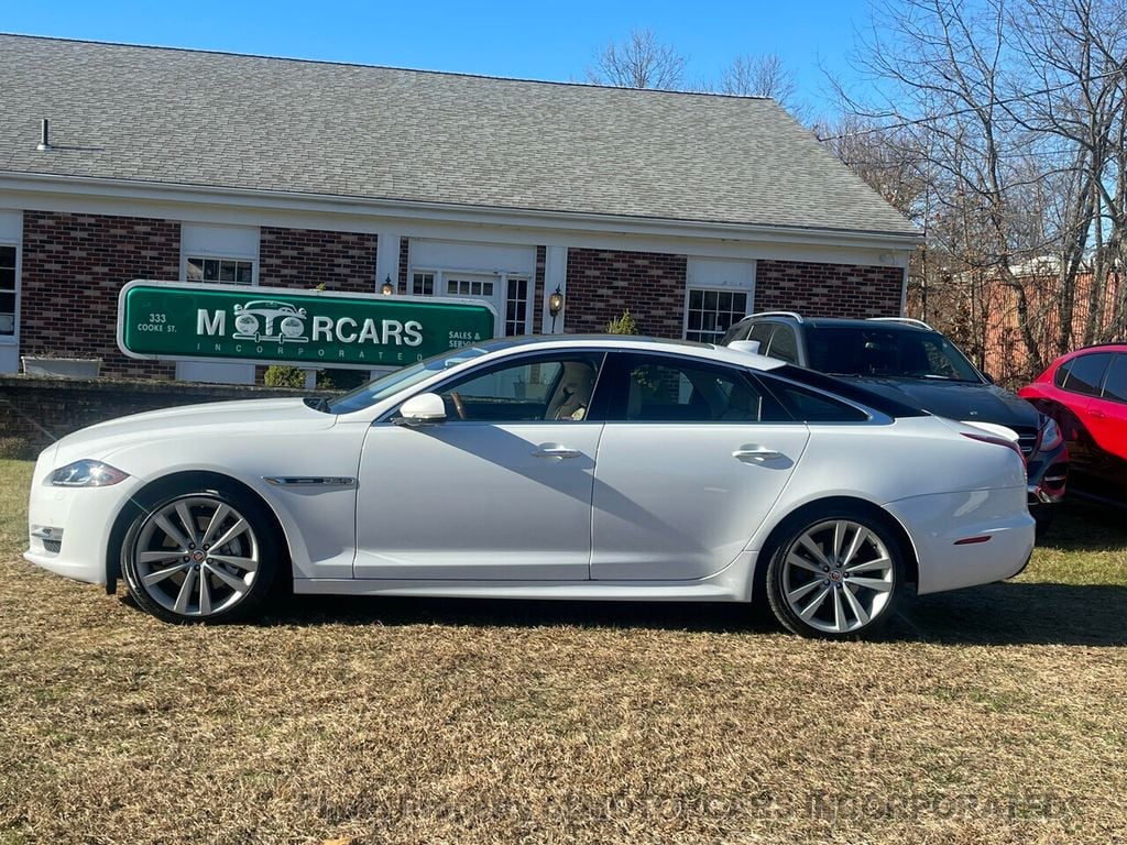 2018 Jaguar XJ WHAT A BEAUTY HERE! AWD R-SPORT MODEL!  - 22264240 - 0