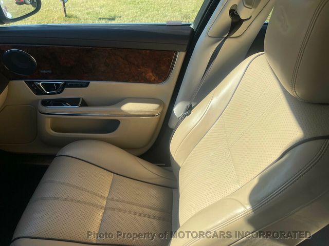 2018 Jaguar XJ WHAT A BEAUTY HERE! AWD R-SPORT MODEL!  - 22264240 - 18