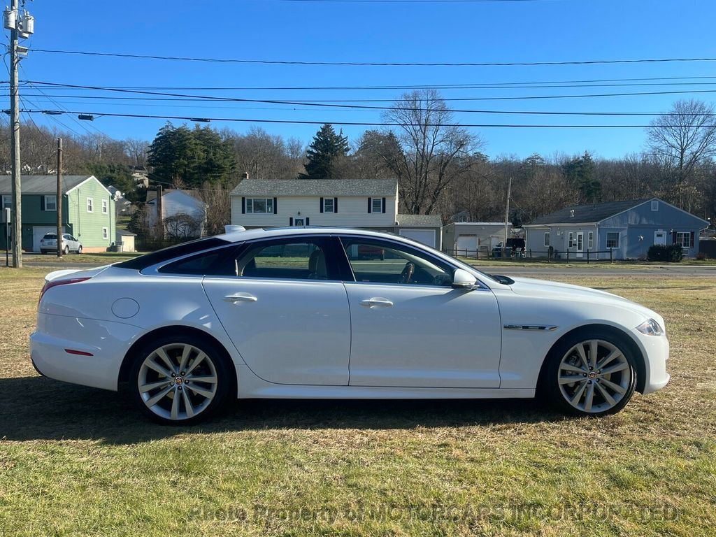 2018 Jaguar XJ WHAT A BEAUTY HERE! AWD R-SPORT MODEL!  - 22264240 - 7