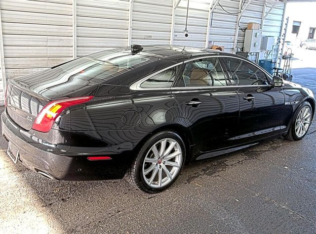 2018 Jaguar XJ XJ R-Sport AWD - 23054834 - 1
