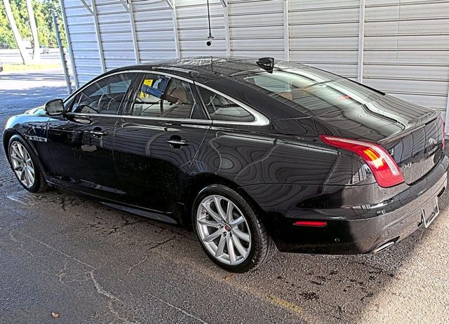 2018 Jaguar XJ XJ R-Sport AWD - 23054834 - 2