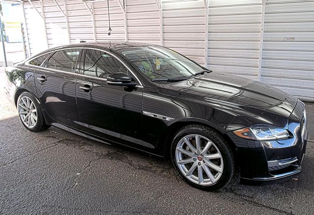 2018 Jaguar XJ XJ R-Sport AWD - 23054834 - 3