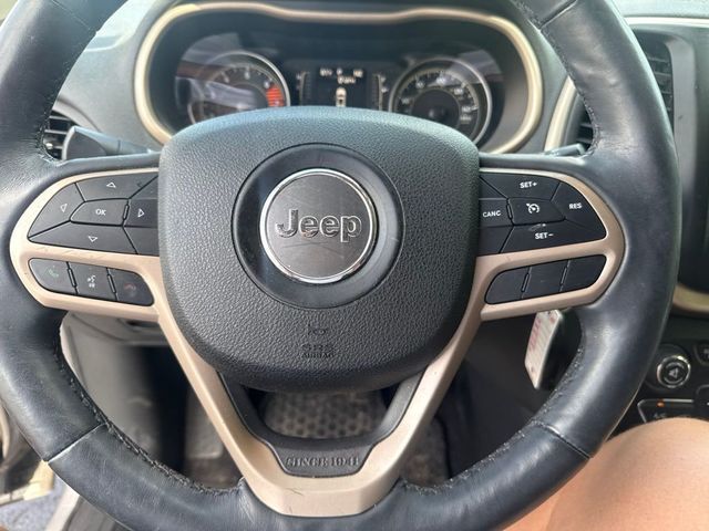 2018 Jeep Cherokee Latitude - 23041195 - 9