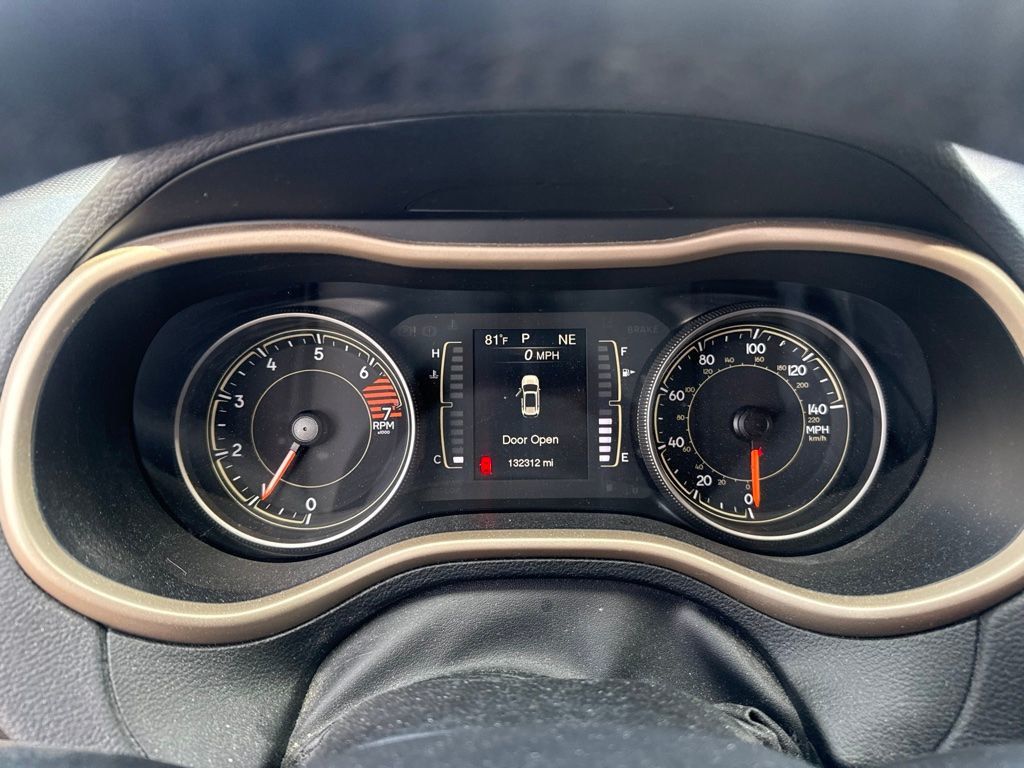 2018 Jeep Cherokee Latitude - 23041195 - 10