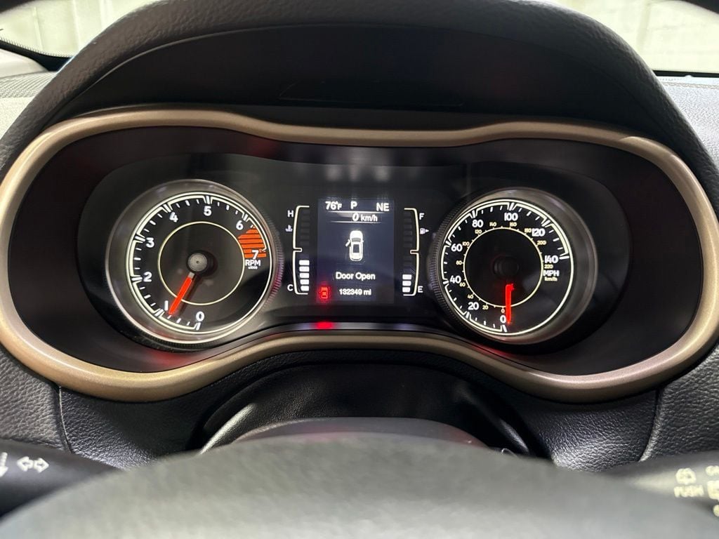 2018 Jeep Cherokee Latitude - 23041195 - 14