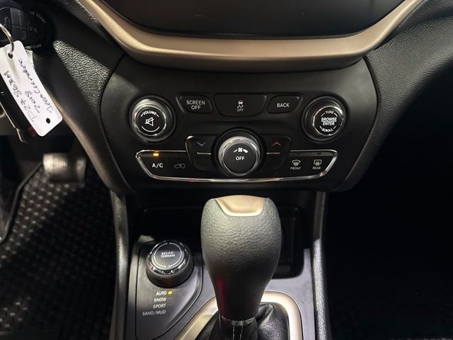 2018 Jeep Cherokee Latitude - 23041195 - 17