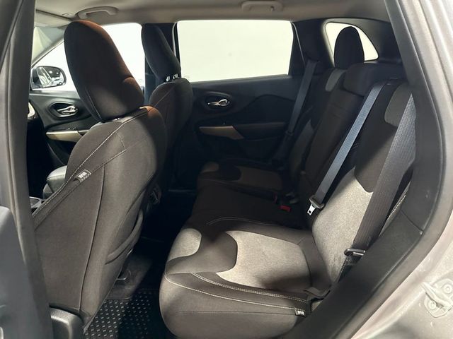 2018 Jeep Cherokee Latitude - 23041195 - 24