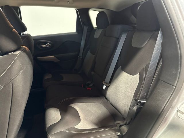 2018 Jeep Cherokee Latitude - 23041195 - 25