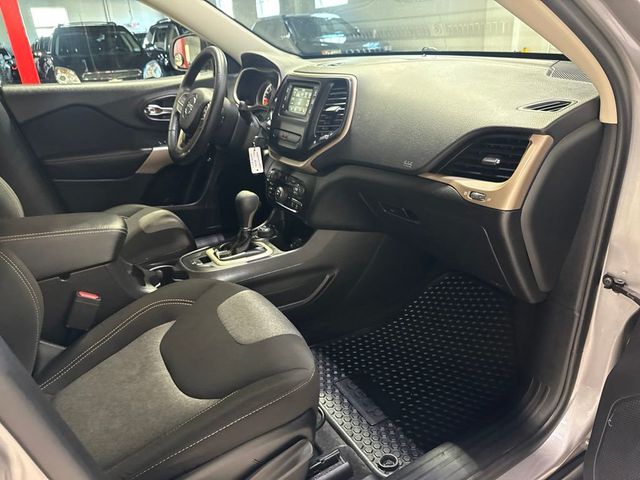 2018 Jeep Cherokee Latitude - 23041195 - 34