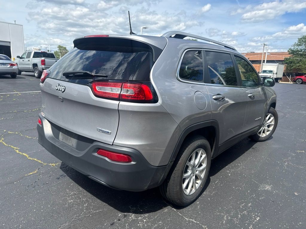 2018 Jeep Cherokee Latitude - 23041195 - 5