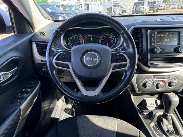 2018 Jeep Cherokee Latitude - 22654650 - 23