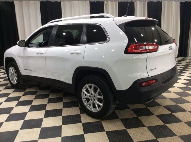 2018 Jeep Cherokee Latitude - 22749687 - 3