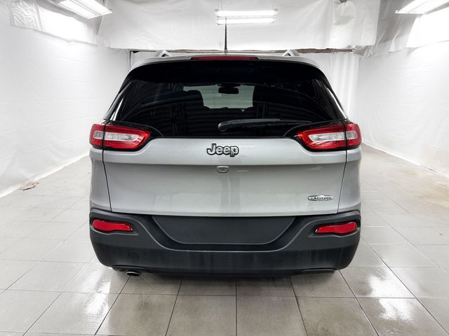 2018 Jeep Cherokee LATITUDE - 23010946 - 4