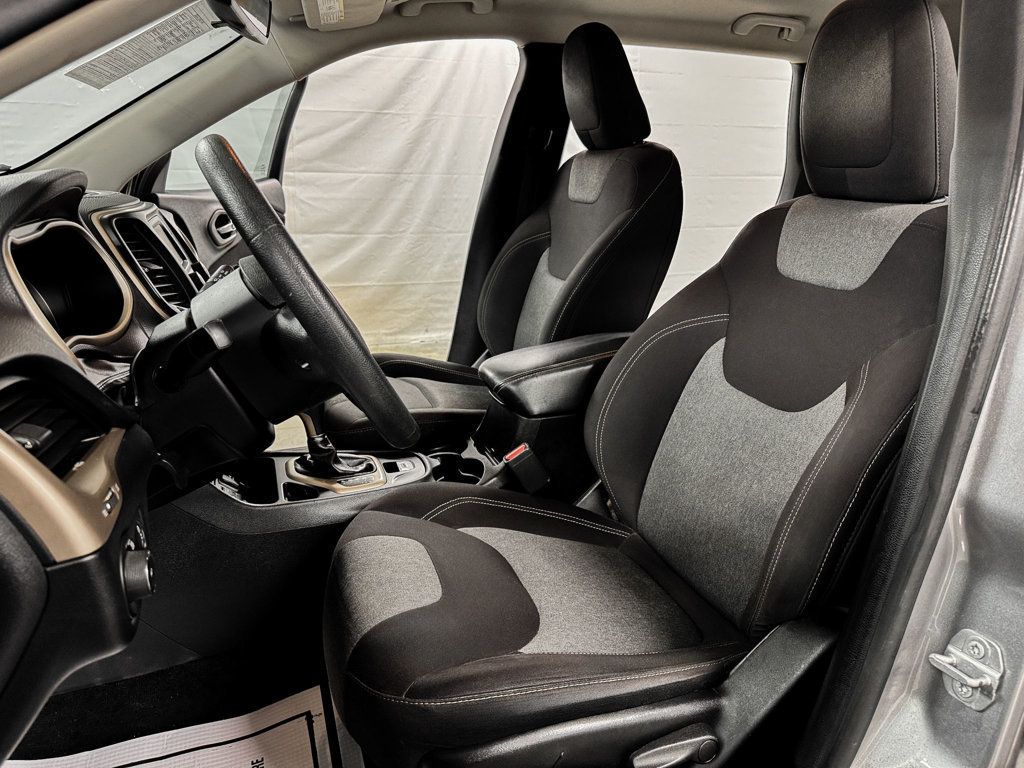 2018 Jeep Cherokee LATITUDE - 23010946 - 7