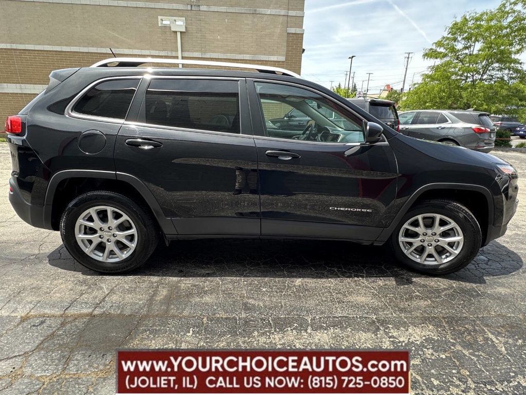 2018 Jeep Cherokee Latitude 4x4 4dr SUV - 22856423 - 11