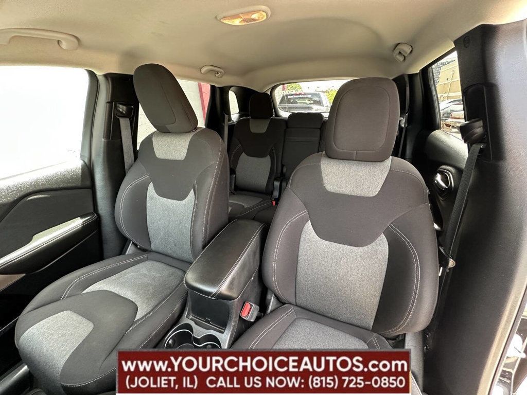 2018 Jeep Cherokee Latitude 4x4 4dr SUV - 22856423 - 21