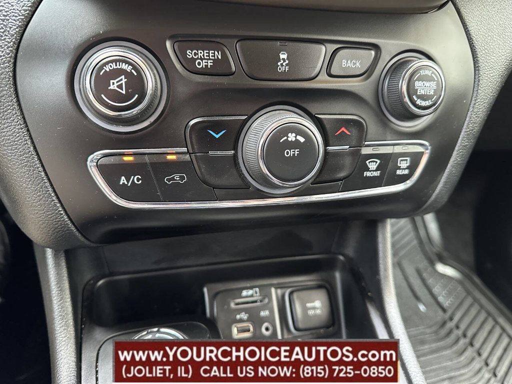 2018 Jeep Cherokee Latitude 4x4 4dr SUV - 22856423 - 47