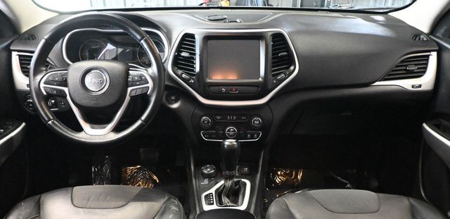 2018 Jeep Cherokee Latitude Plus 4x4 - 23072704 - 9