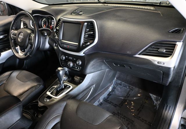 2018 Jeep Cherokee Latitude Plus 4x4 - 23072704 - 10