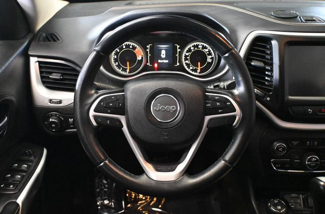 2018 Jeep Cherokee Latitude Plus 4x4 - 23072704 - 11