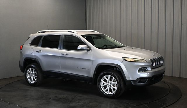 2018 Jeep Cherokee Latitude Plus 4x4 - 23072704 - 2