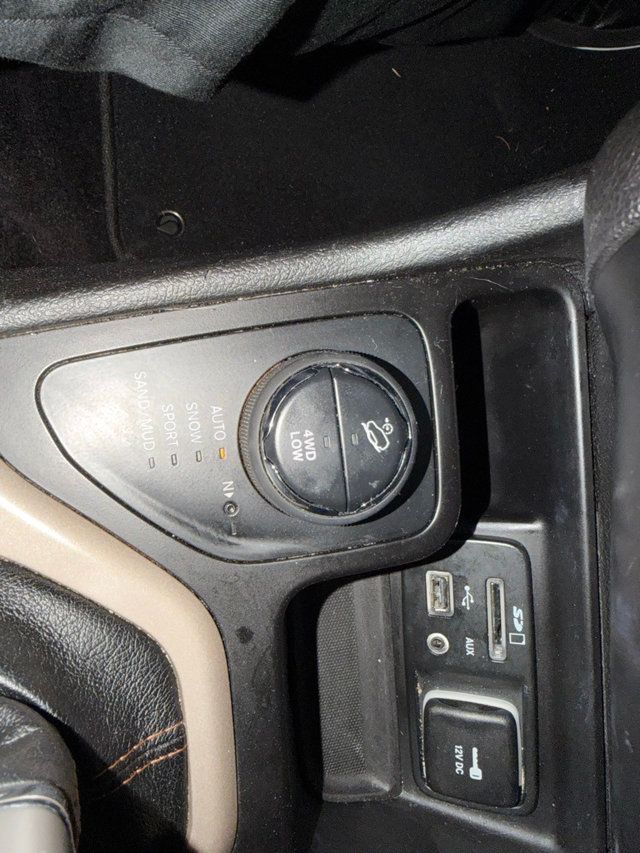 2018 Jeep Cherokee Limited 4x4 - 22950558 - 18