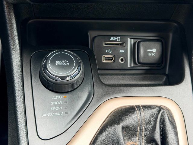 2018 Jeep Cherokee Limited 4x4 - 23043018 - 48