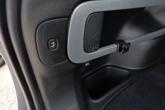 2018 JEEP CHEROKEE Limited FWD - 23083779 - 17