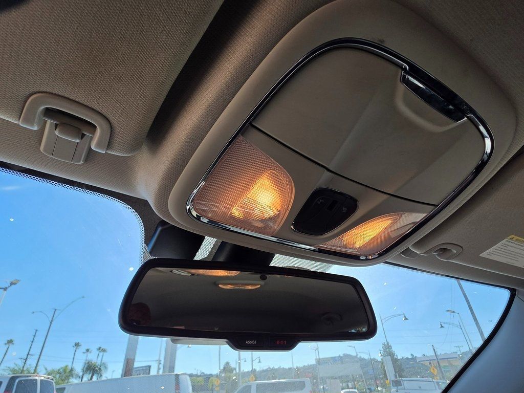 2018 Jeep Cherokee Limited FWD - 22948892 - 34