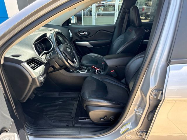 2018 Jeep Cherokee Trailhawk 4x4 - 23040373 - 2