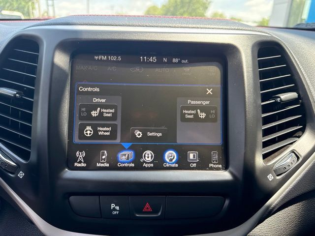 2018 Jeep Cherokee Trailhawk 4x4 - 23040373 - 3
