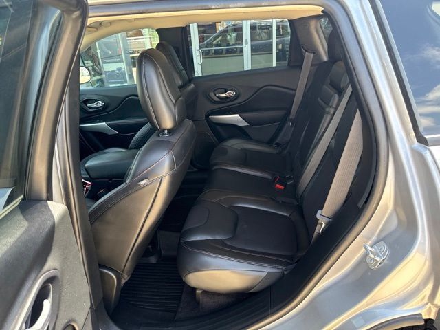 2018 Jeep Cherokee Trailhawk 4x4 - 23040373 - 8