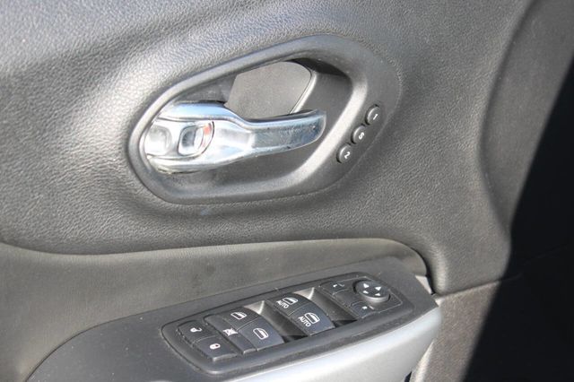 2018 Jeep Cherokee Trailhawk 4x4 - 22887705 - 20