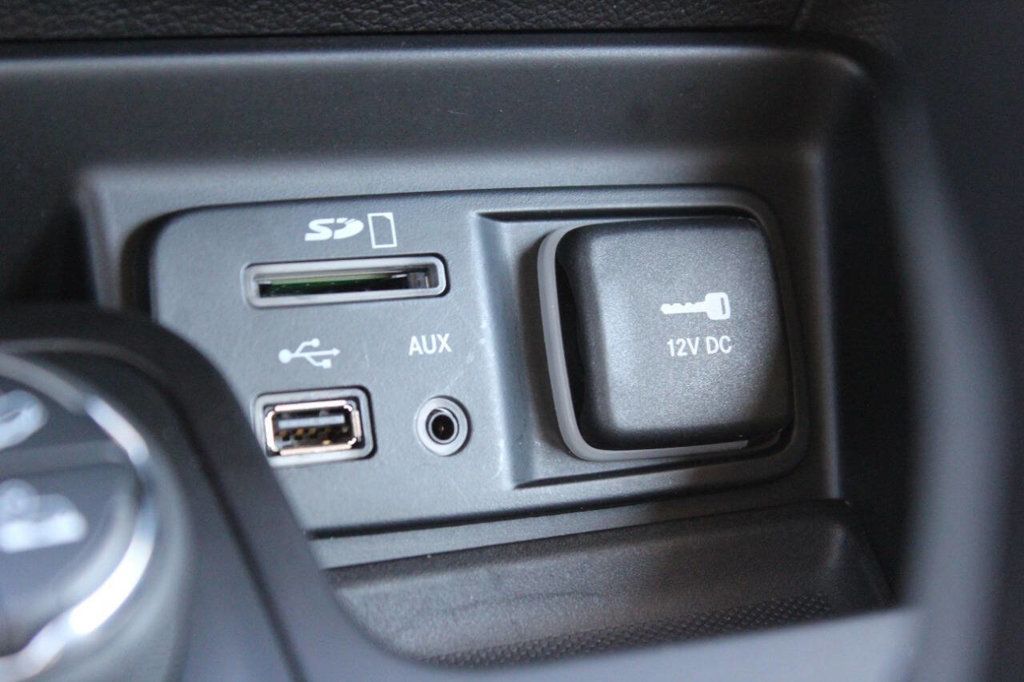2018 Jeep Cherokee Trailhawk 4x4 - 22887705 - 26