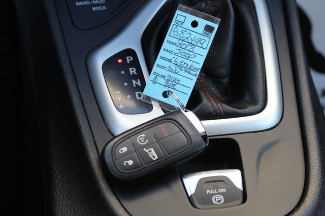 2018 Jeep Cherokee Trailhawk 4x4 - 22887705 - 27