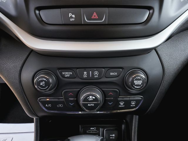 2018 Jeep Cherokee Trailhawk 4x4 - 23096573 - 28