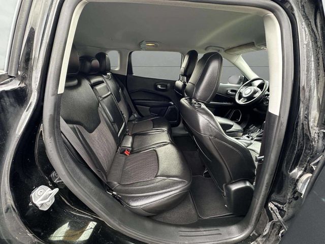 2018 Jeep Compass Altitude 4x4 - 22944151 - 19