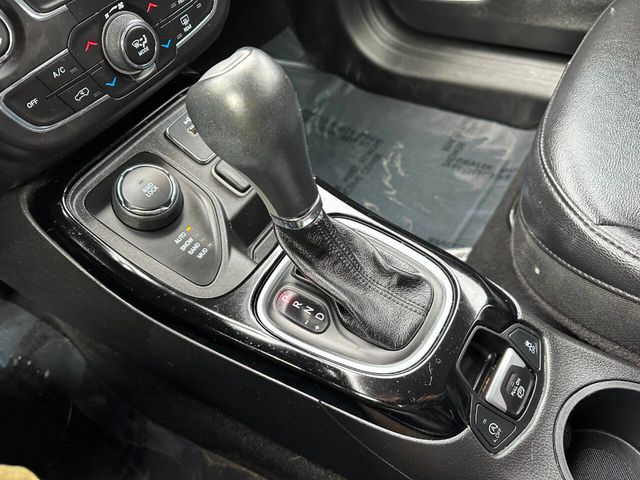 2018 Jeep Compass Altitude 4x4 - 22944151 - 37