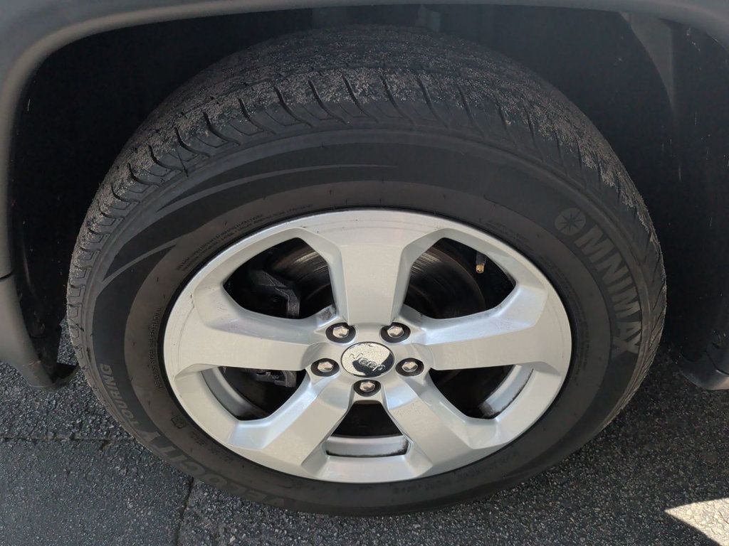 Jeep Compass LATITUDE photo 10