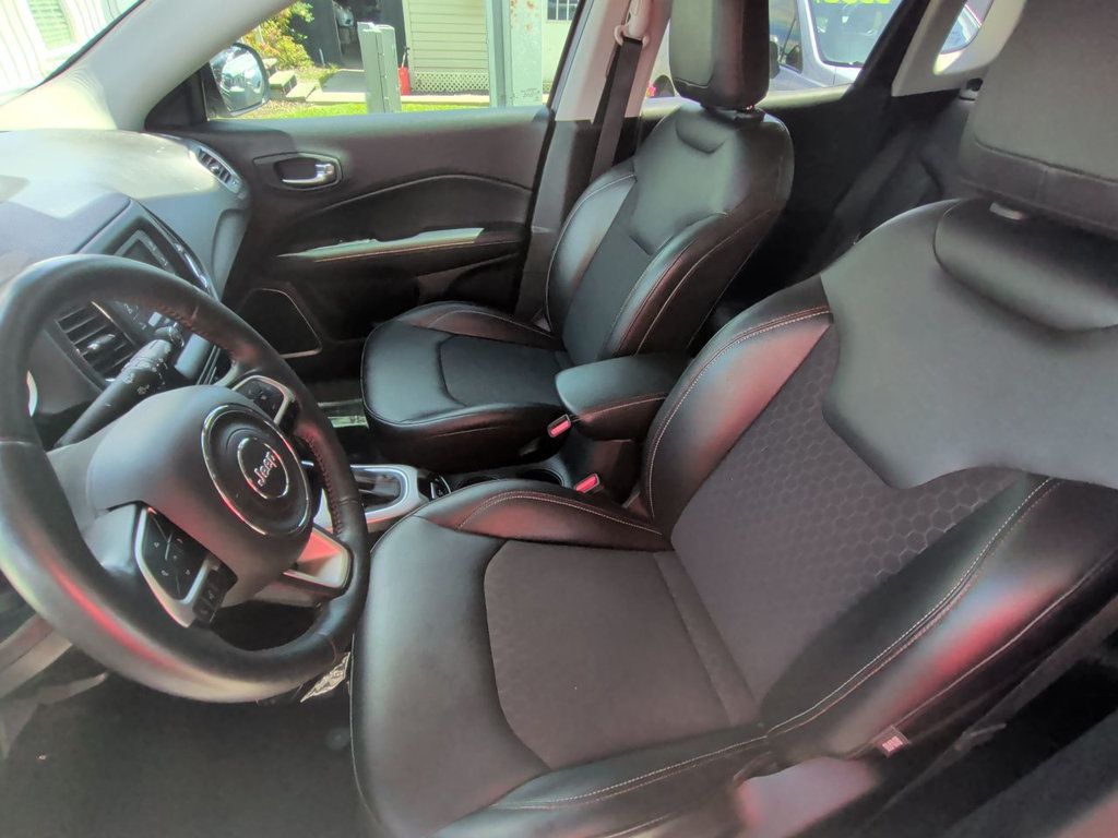 Jeep Compass LATITUDE photo 14