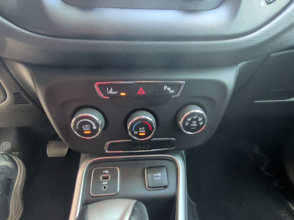 Jeep Compass LATITUDE photo 19